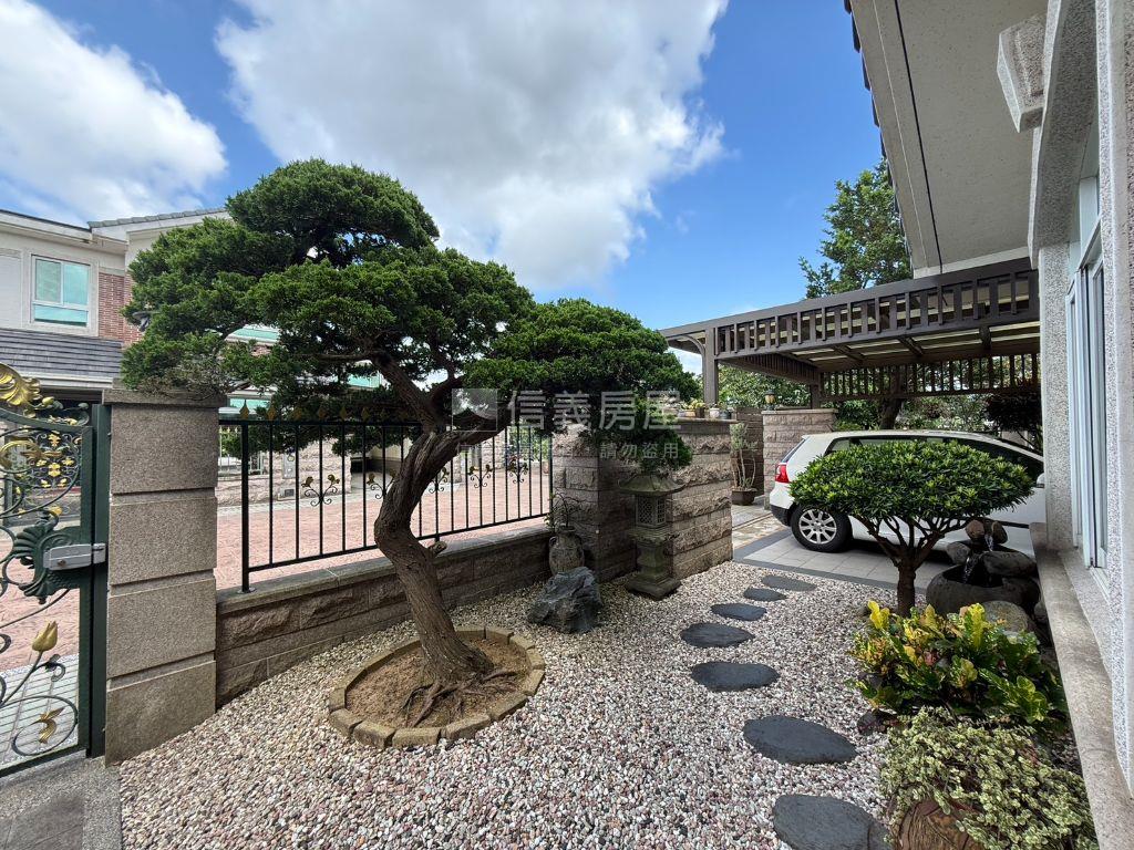 冠鼎琉璃。邊間詩意別墅房屋室內格局與周邊環境