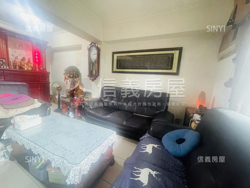 康寧街四房大空間華廈房屋室內格局與周邊環境