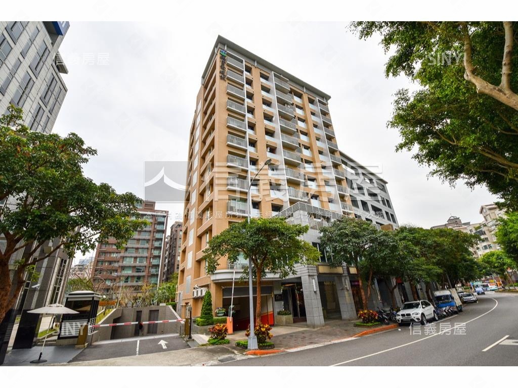 專任明水四季高樓層面中庭房屋室內格局與周邊環境