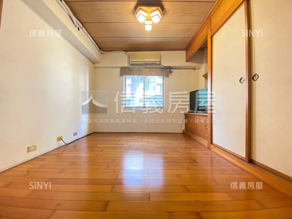 文山特區採光大三房車位房屋室內格局與周邊環境