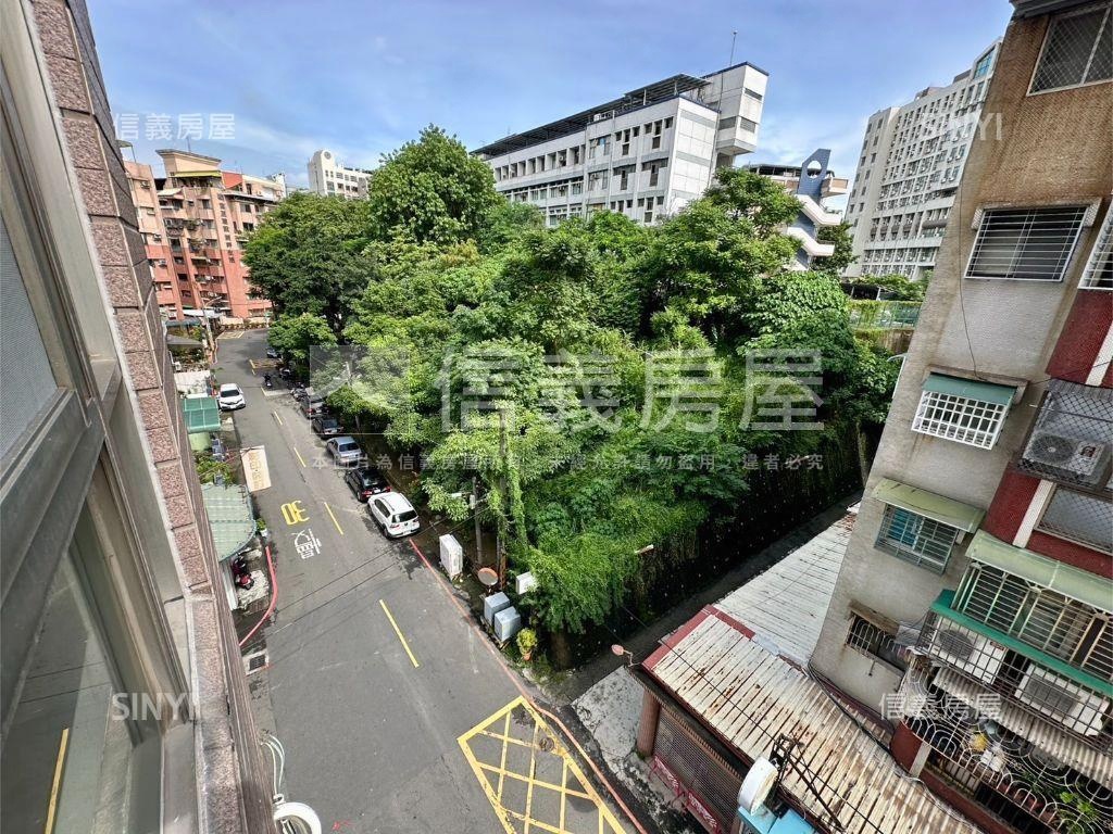 文山特區採光大三房車位房屋室內格局與周邊環境