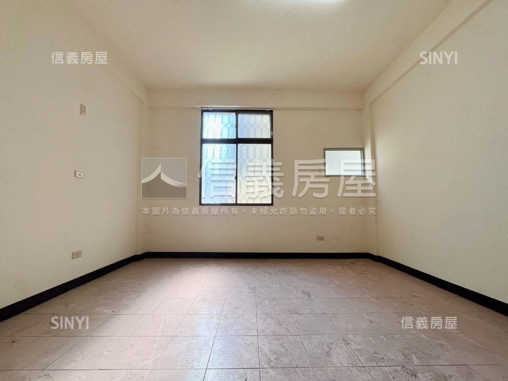 近中華路採光車墅房屋室內格局與周邊環境
