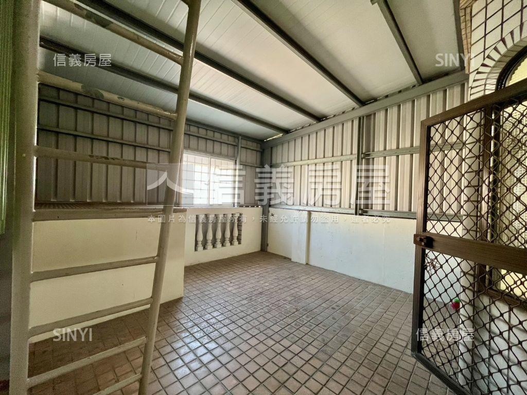 近中華路採光車墅房屋室內格局與周邊環境