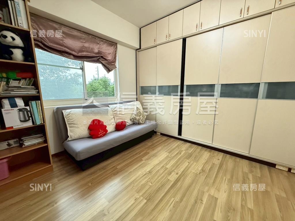 稀有前庭後院新光別墅房屋室內格局與周邊環境