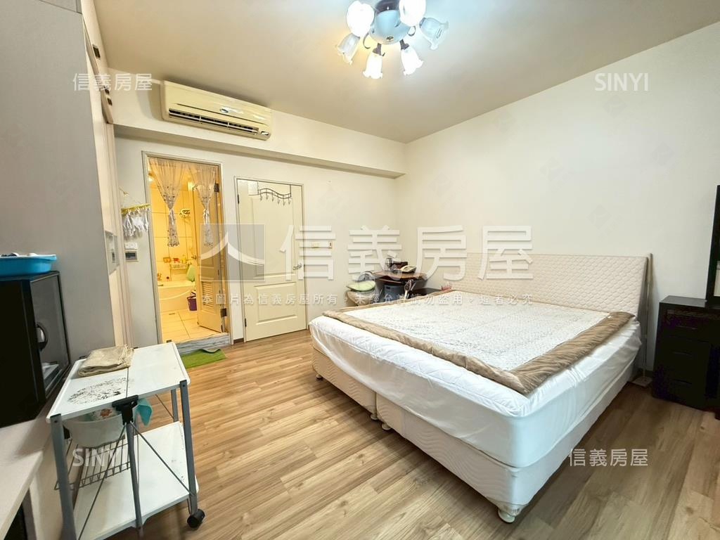 稀有前庭後院新光別墅房屋室內格局與周邊環境