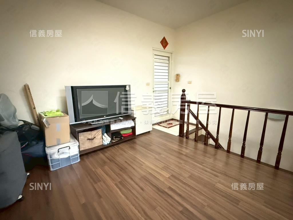 稀有前庭後院新光別墅房屋室內格局與周邊環境