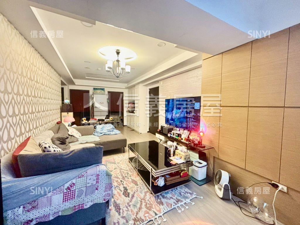 集美商圈華廈房屋室內格局與周邊環境