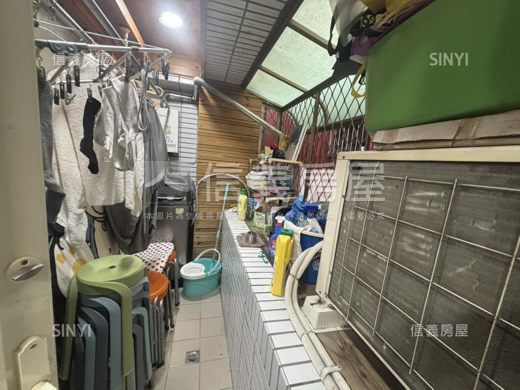 集美商圈華廈房屋室內格局與周邊環境