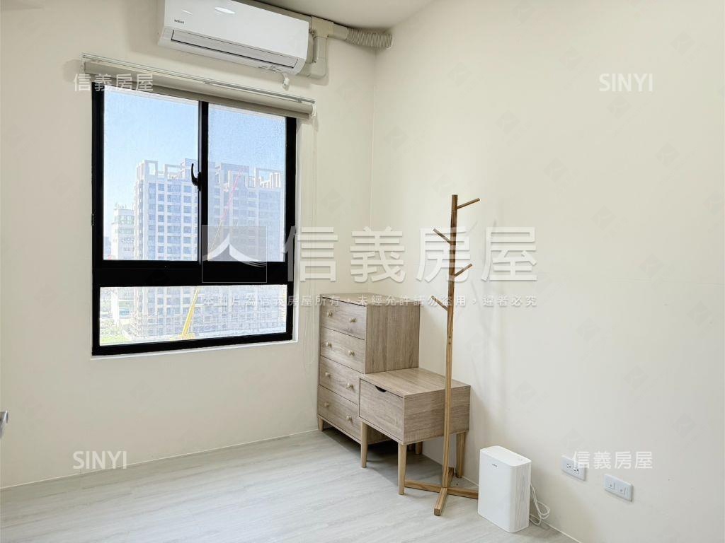 專任。佳鋐晴灣兩房平車房屋室內格局與周邊環境