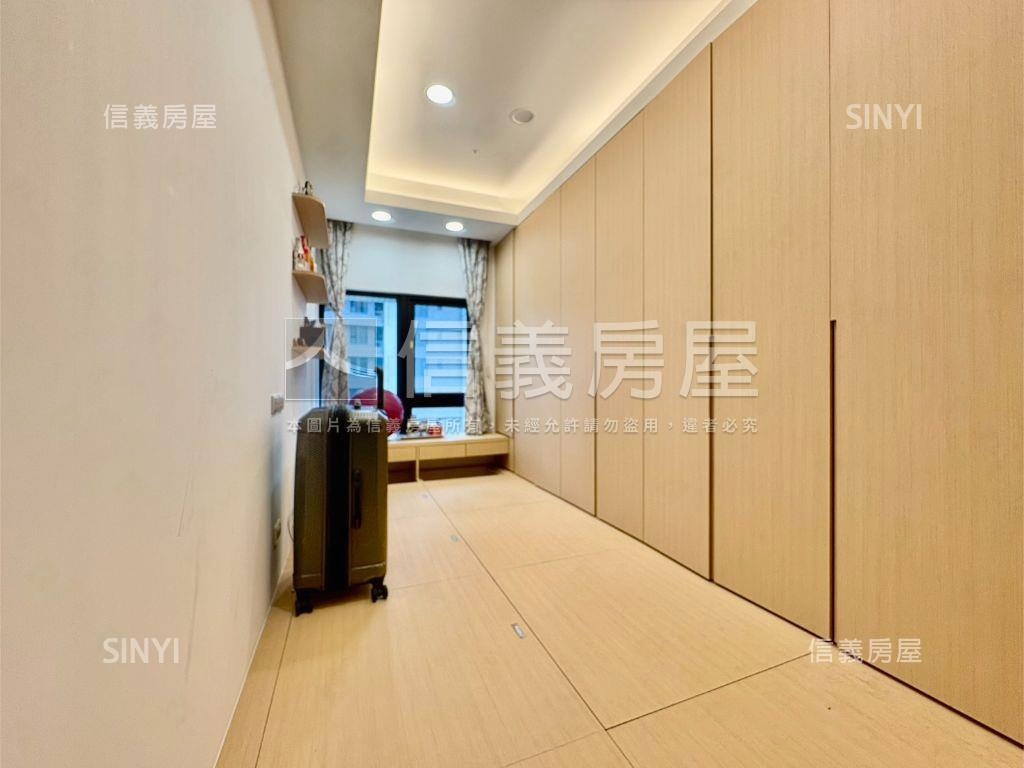 泰極質感兩房附車位房屋室內格局與周邊環境