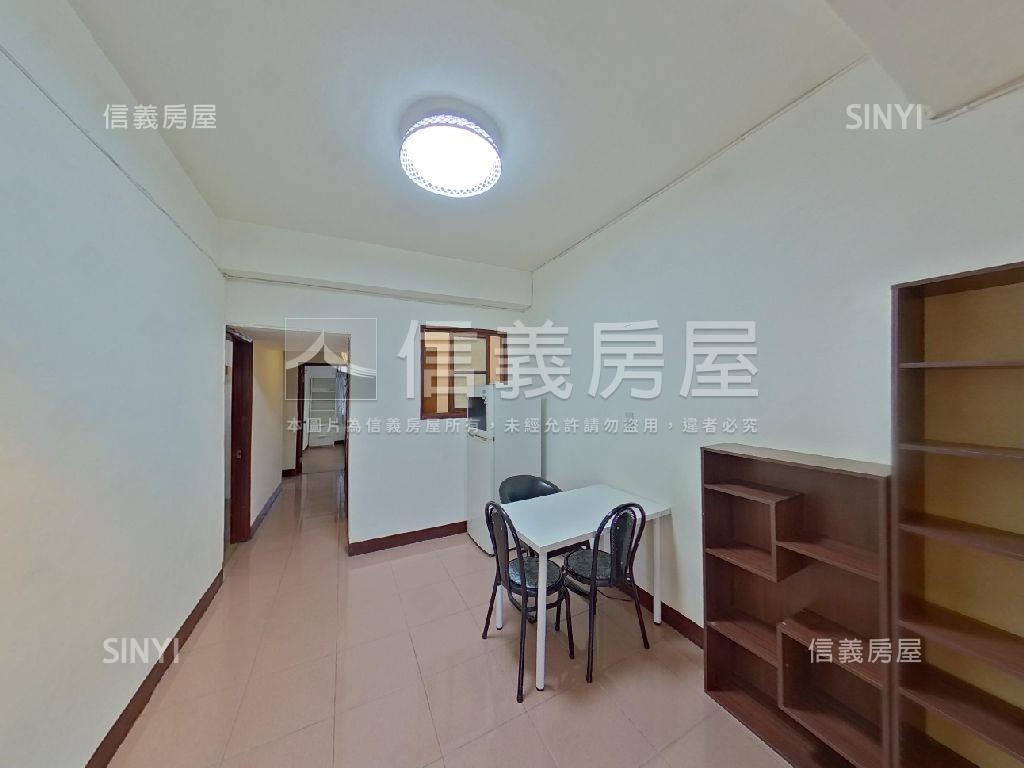 頂溪捷運邊間三房美寓房屋室內格局與周邊環境