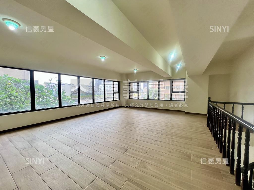 吉松哲園黃金店面附平車房屋室內格局與周邊環境