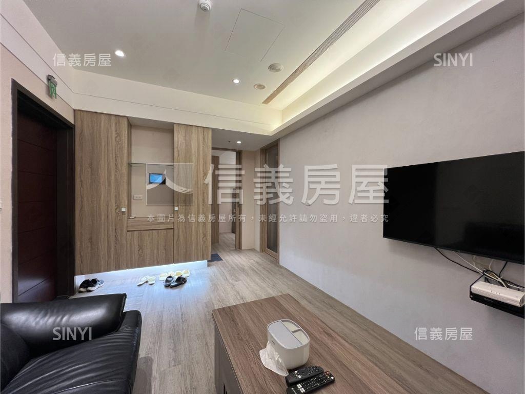 中央星鑽車位房屋室內格局與周邊環境
