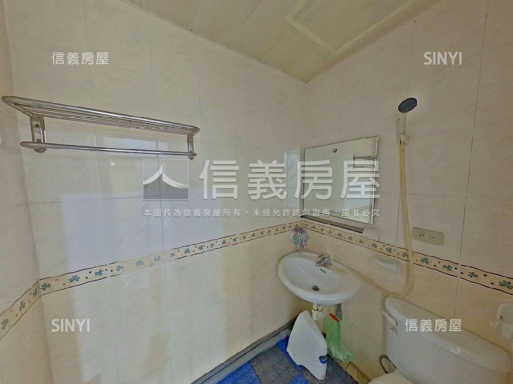 近中壢交流道金店面房屋室內格局與周邊環境