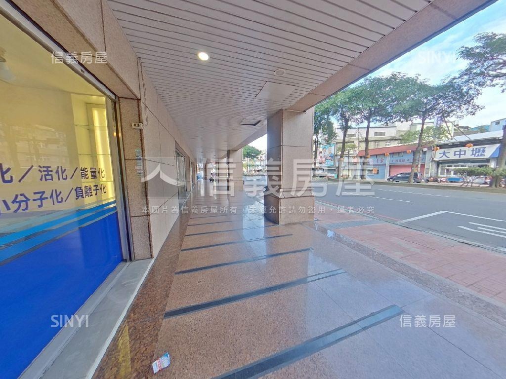 近中壢交流道金店面房屋室內格局與周邊環境