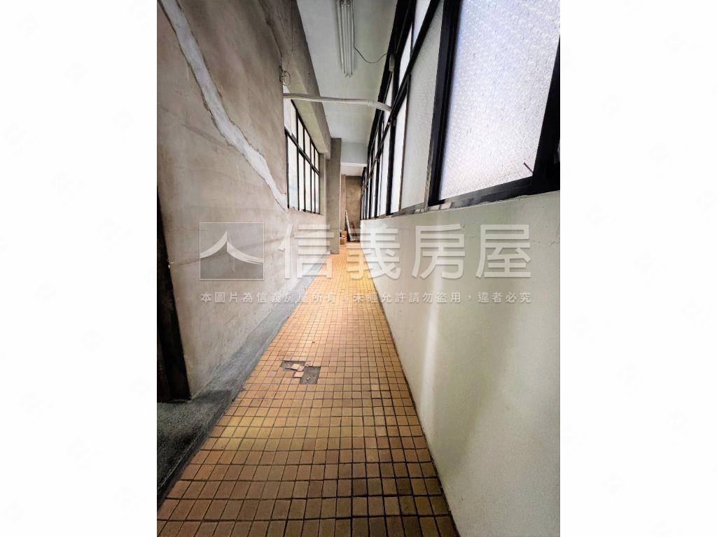 中和捷運２樓大廠辦房屋室內格局與周邊環境