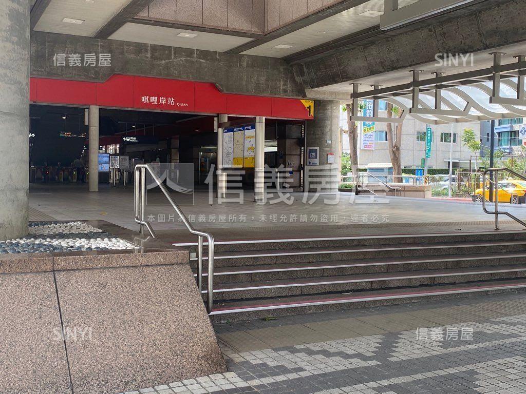 近捷運前庭後院稀有一樓房屋室內格局與周邊環境