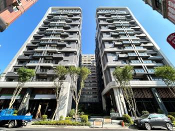 誠售富宇上和苑兩房平車位