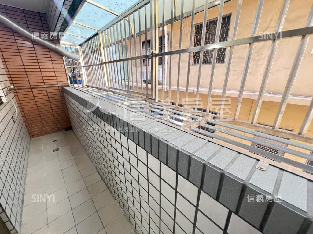 近忠孝。稀有釋出四房美墅房屋室內格局與周邊環境