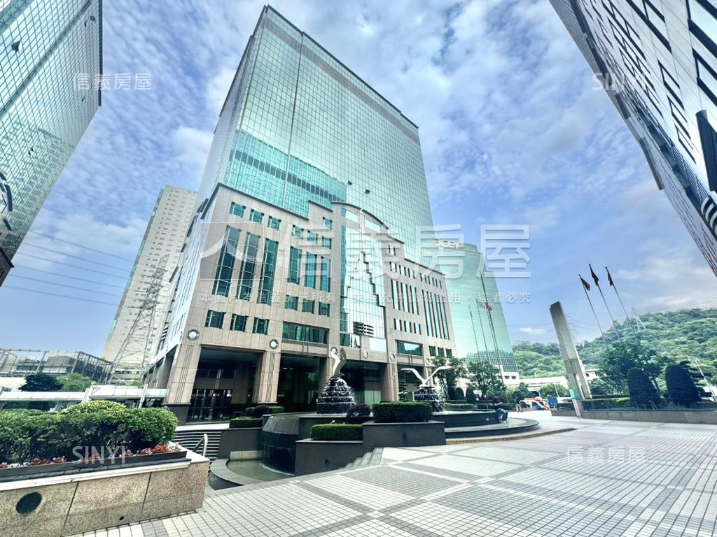 遠東世界中心低總價商辦房屋室內格局與周邊環境