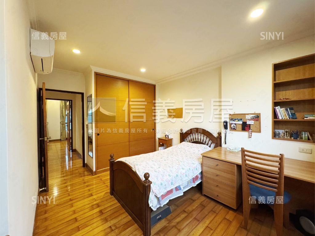 亞歷山大稀有庭院戶房屋室內格局與周邊環境