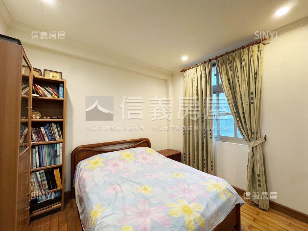 亞歷山大稀有庭院戶房屋室內格局與周邊環境