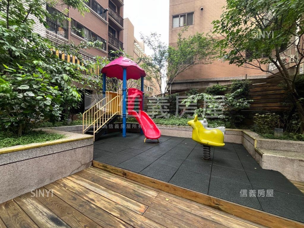 豐湛３稀有釋出３房車位房屋室內格局與周邊環境