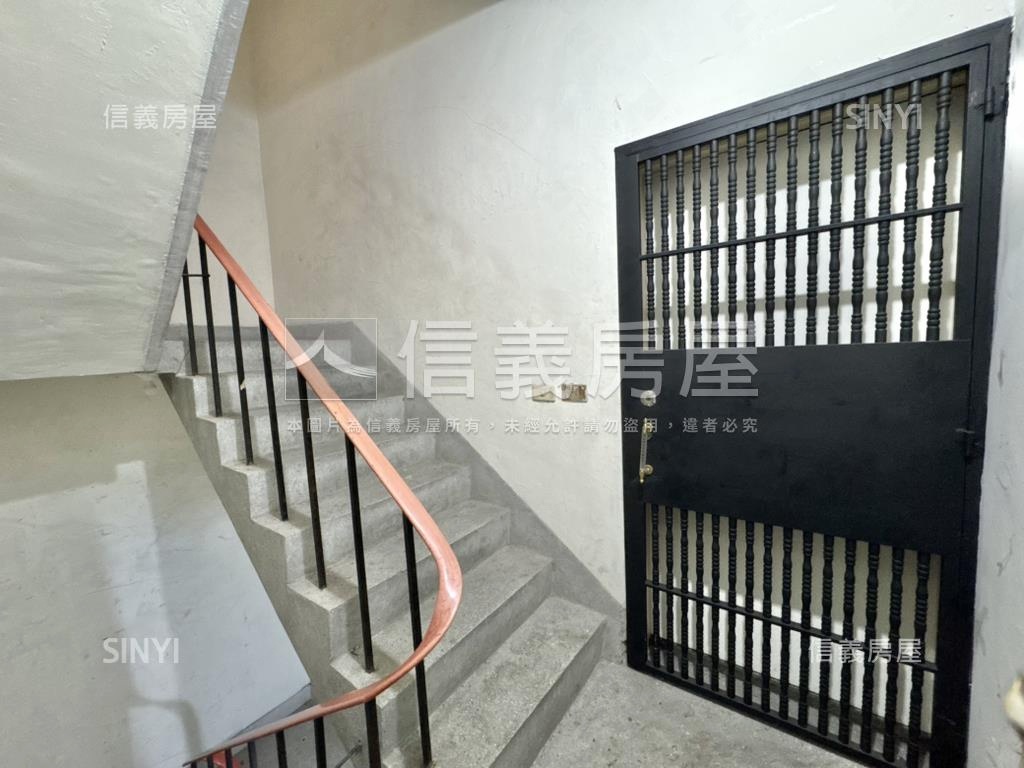 安順漂亮三房公寓房屋室內格局與周邊環境
