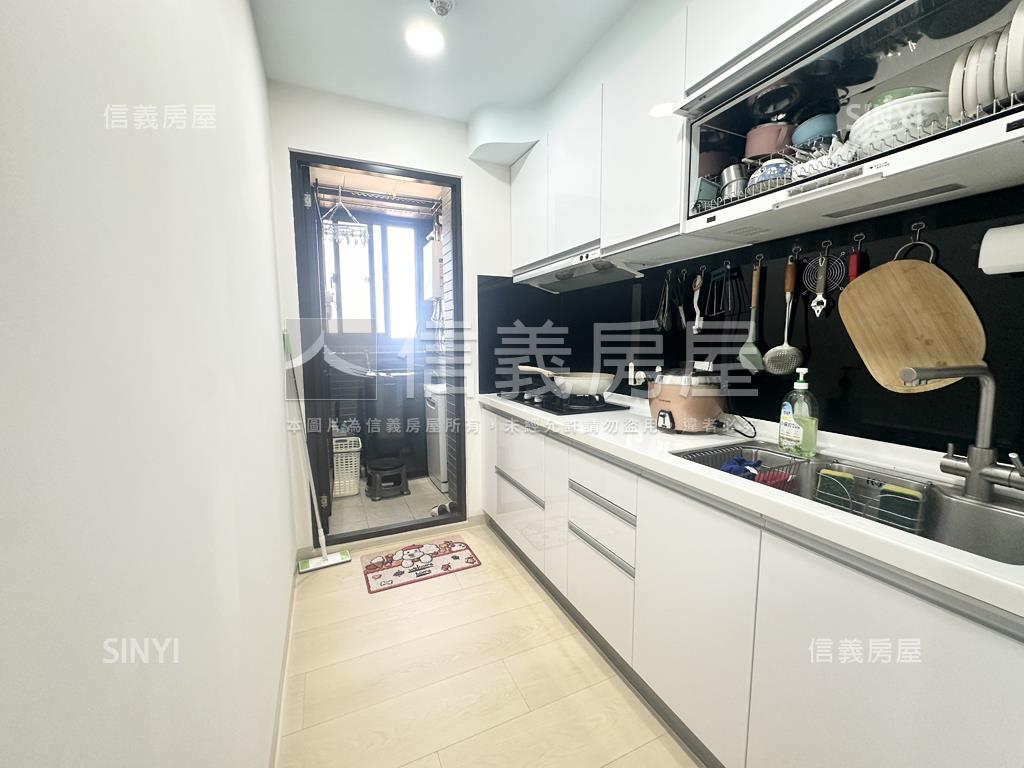 立冠敦皇優質兩房車位房屋室內格局與周邊環境