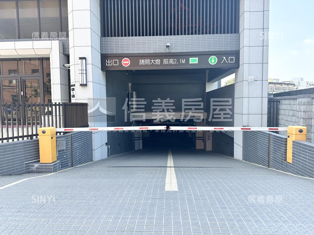 立冠敦皇優質兩房車位房屋室內格局與周邊環境