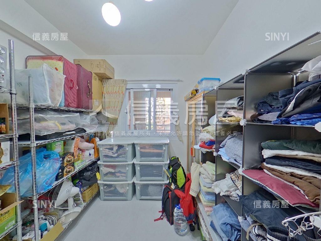 近７４●三房平面車位～讚房屋室內格局與周邊環境