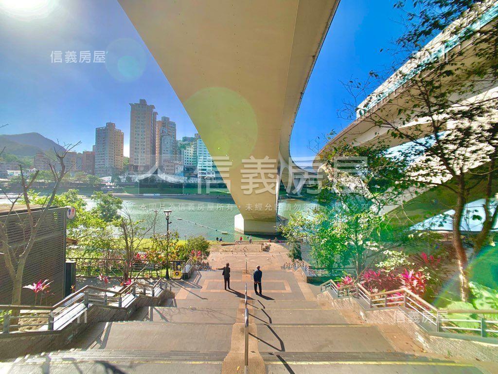 碧潭豪景房屋室內格局與周邊環境