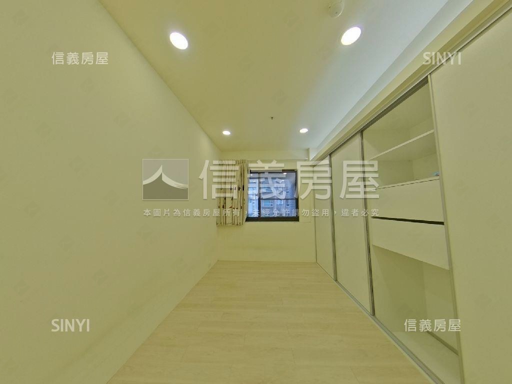 ★園頂尊邸｜中庭邊間四房房屋室內格局與周邊環境