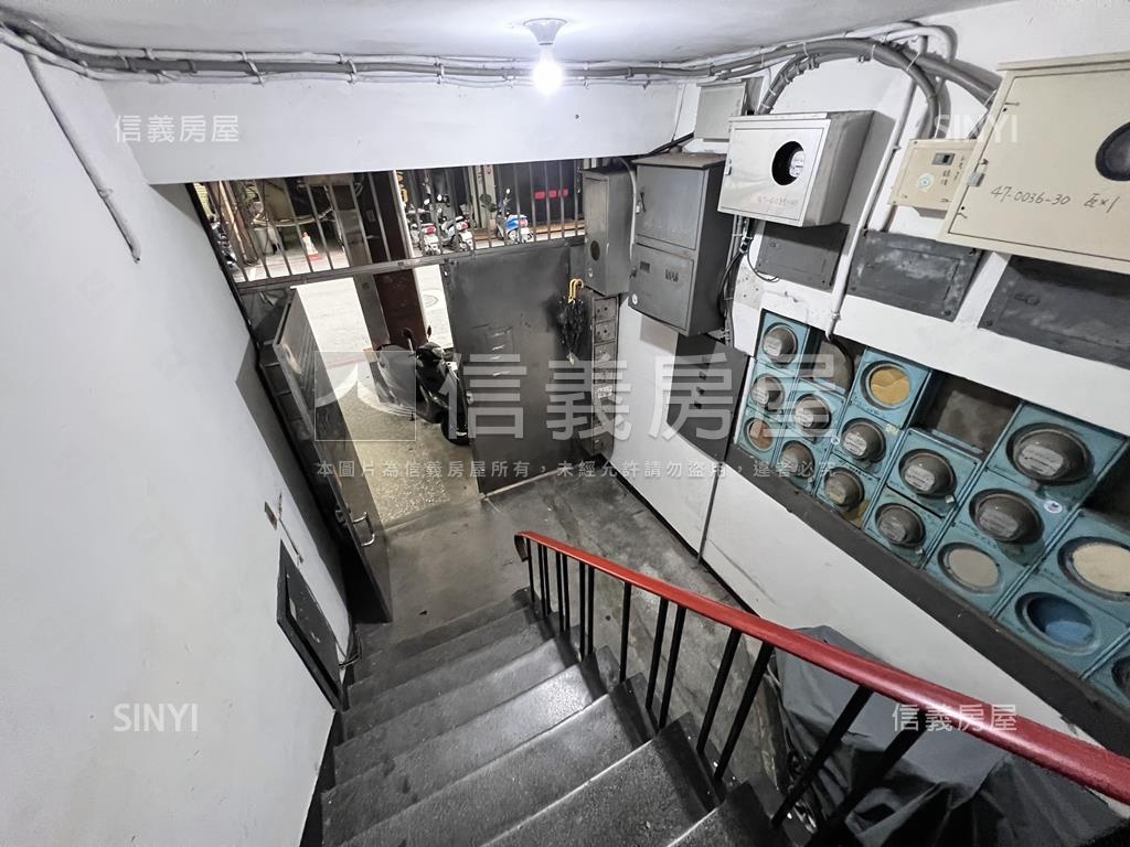 超稀有！港墘站置產金雞母房屋室內格局與周邊環境