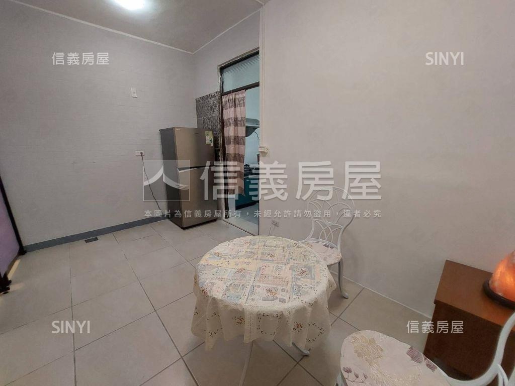 近台中巨蛋活路透天房屋室內格局與周邊環境