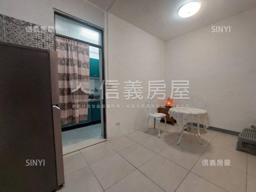 近台中巨蛋活路透天房屋室內格局與周邊環境