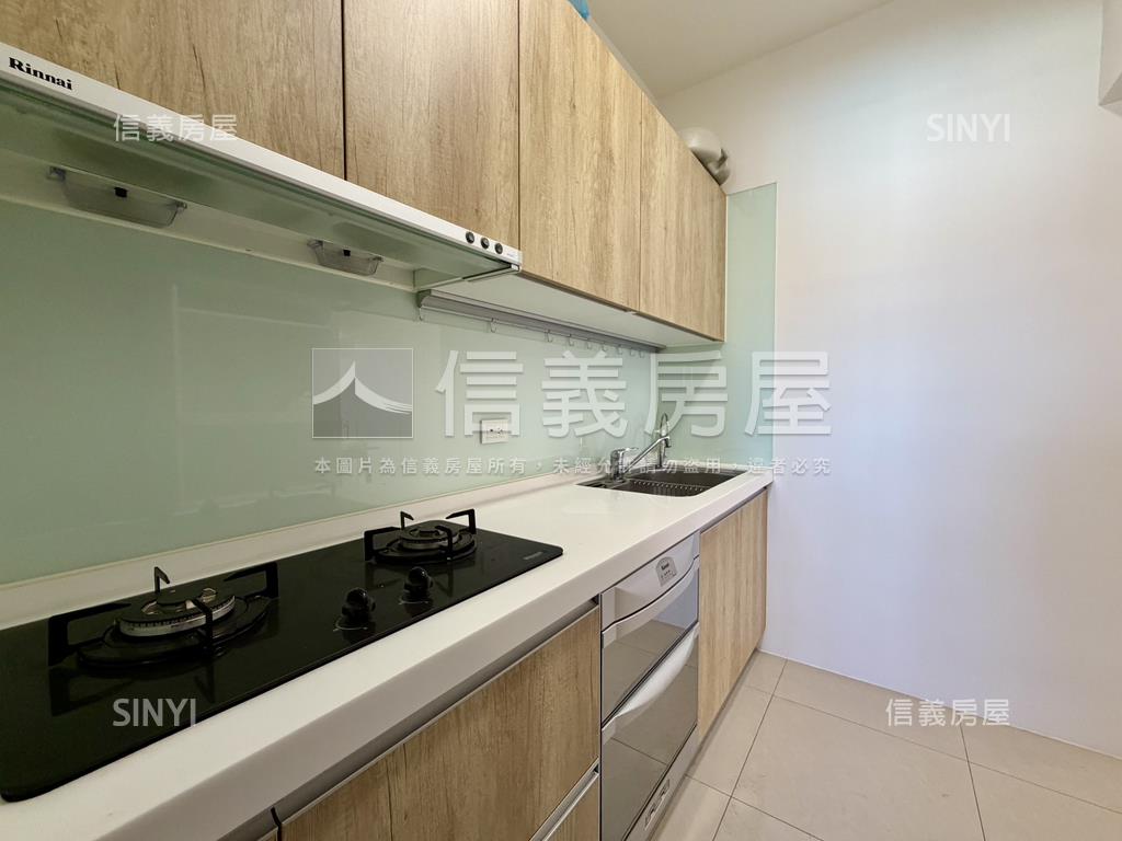 文泰苑兩房兩衛採光平車房屋室內格局與周邊環境