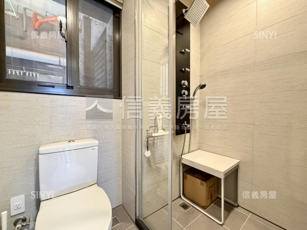 文泰苑兩房兩衛採光平車房屋室內格局與周邊環境