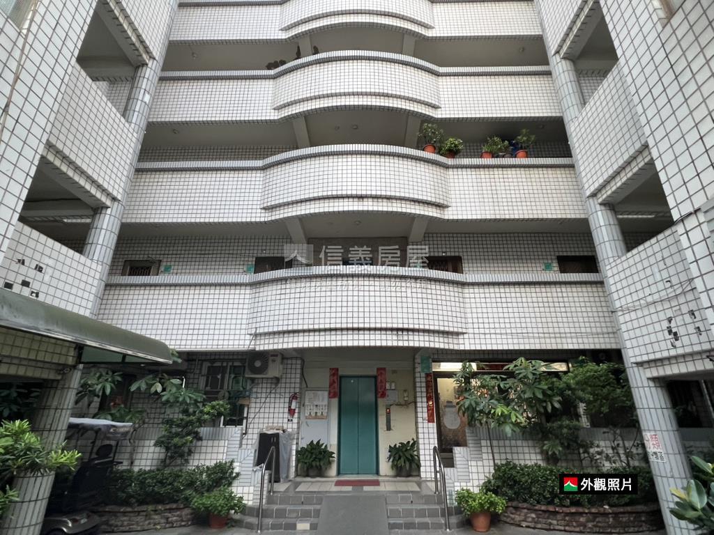 新光小西門邊間套房房屋室內格局與周邊環境