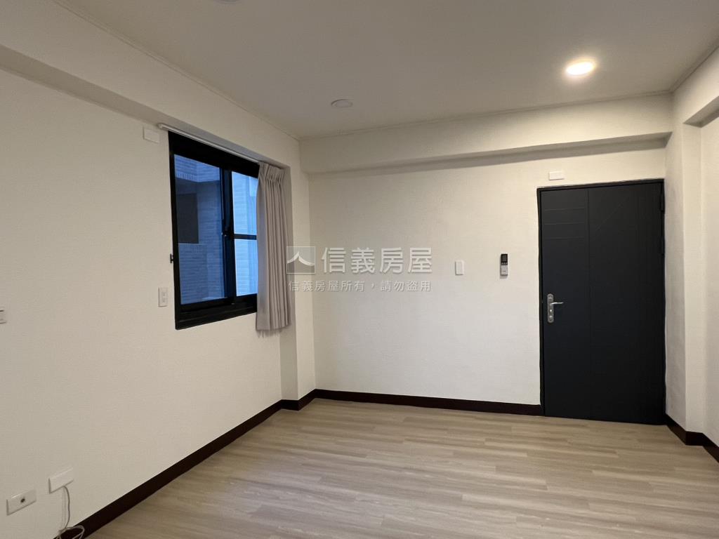 新光小西門邊間套房房屋室內格局與周邊環境