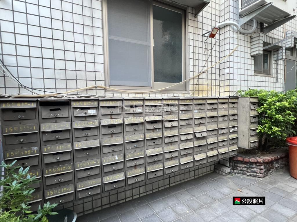 新光小西門邊間套房房屋室內格局與周邊環境