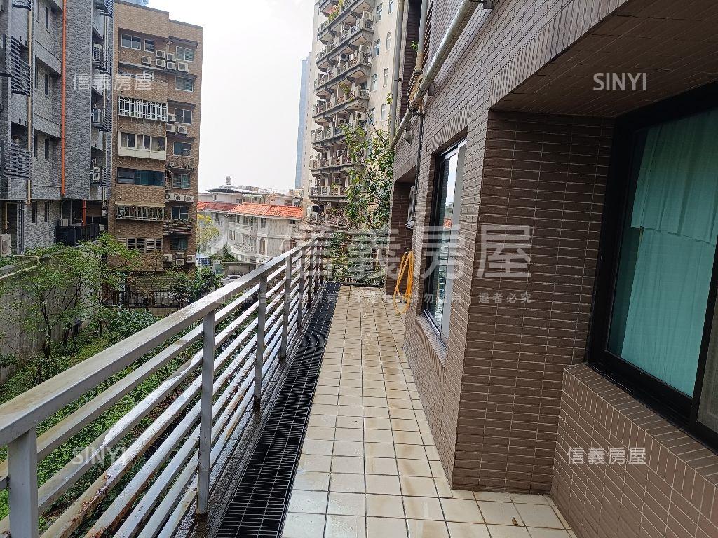 專任～紅樹林站庭院２房房屋室內格局與周邊環境