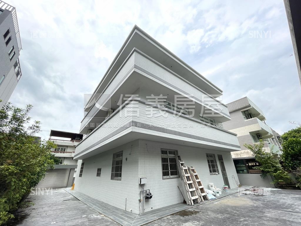 公園景觀大地坪獨棟豪墅房屋室內格局與周邊環境