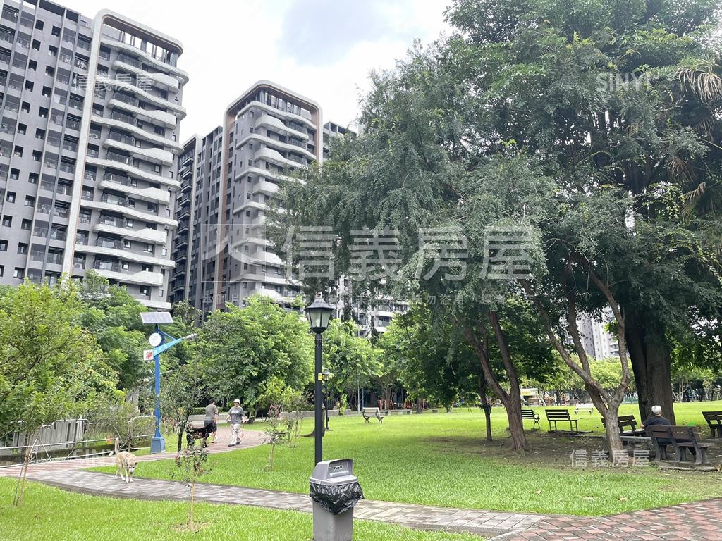 公園景觀大地坪獨棟豪墅房屋室內格局與周邊環境