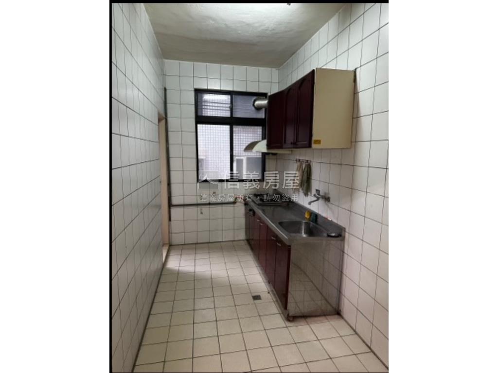 樹林七街３樓公寓房屋室內格局與周邊環境
