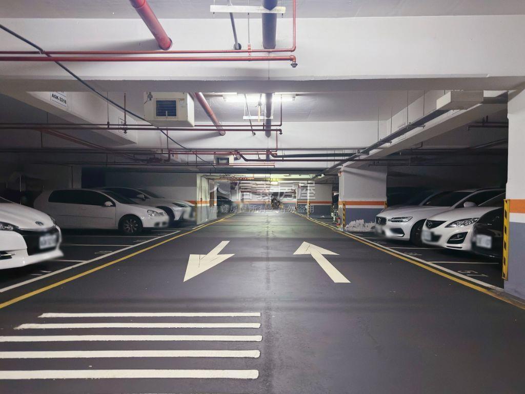 艾康‧景觀讚‧高樓平車房屋室內格局與周邊環境