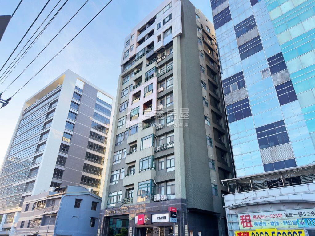 艾康‧景觀讚‧高樓平車房屋室內格局與周邊環境