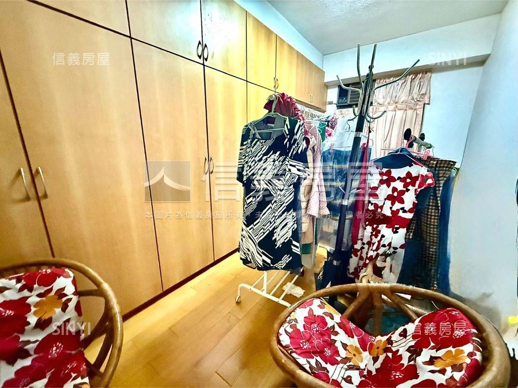 邊間大空間方正住宅房屋室內格局與周邊環境