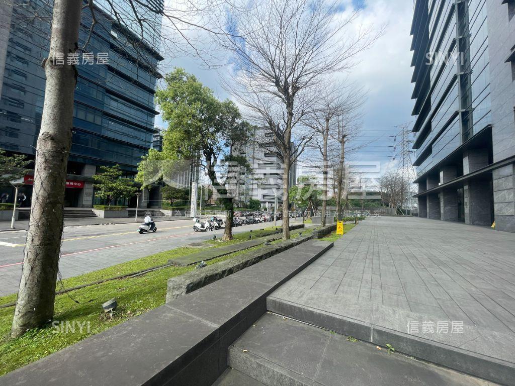 Ｔ２企業總部５０６坪房屋室內格局與周邊環境