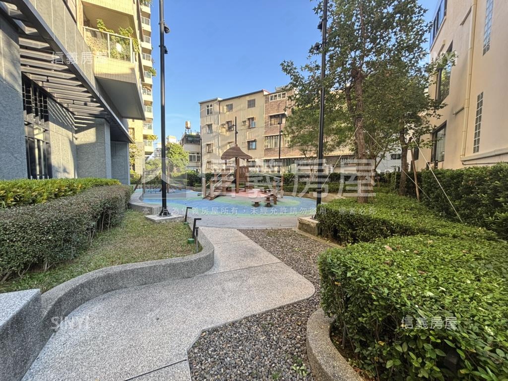 富邦景觀２＋１房附平車房屋室內格局與周邊環境